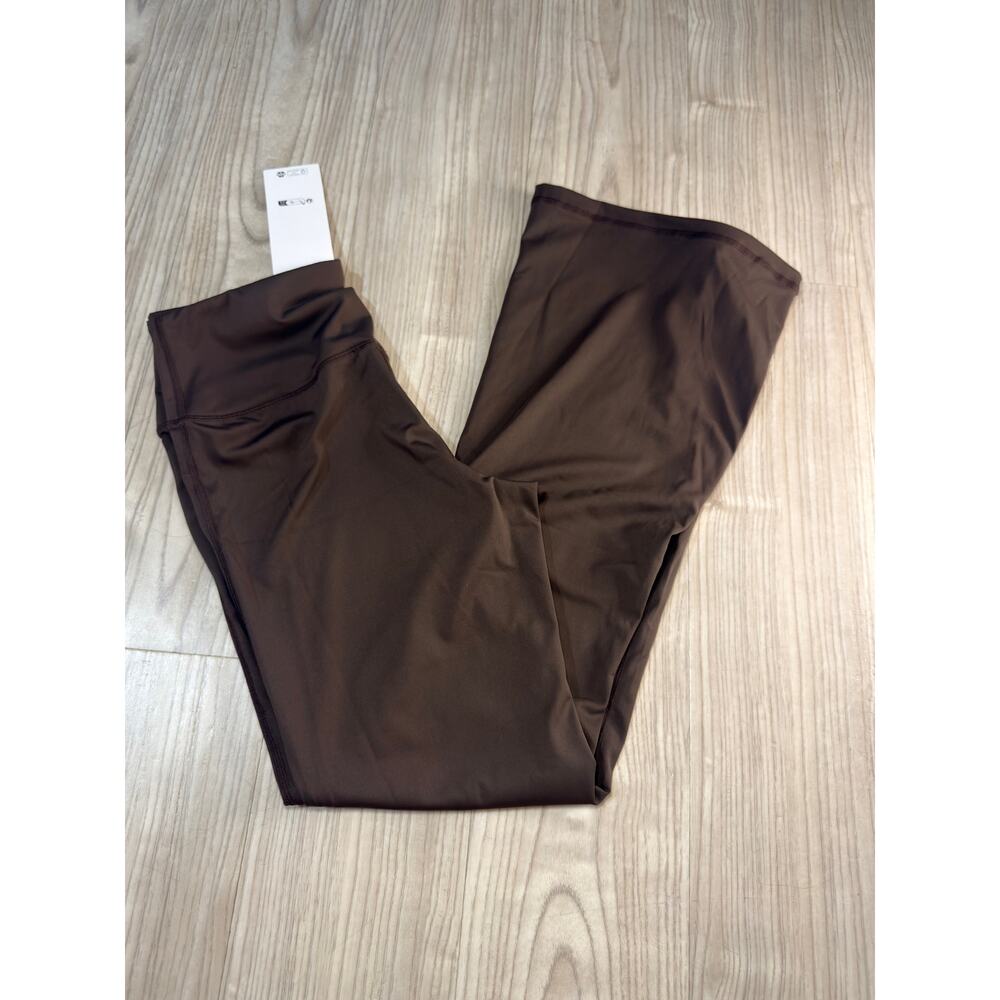 ALO Yoga Brown Flare Leggings - Picture 3 of 6